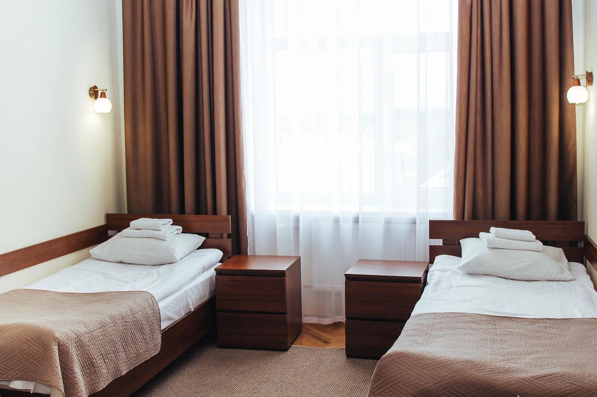 Hotel Sluch Starokostyantyniv Pokój zdjęcie