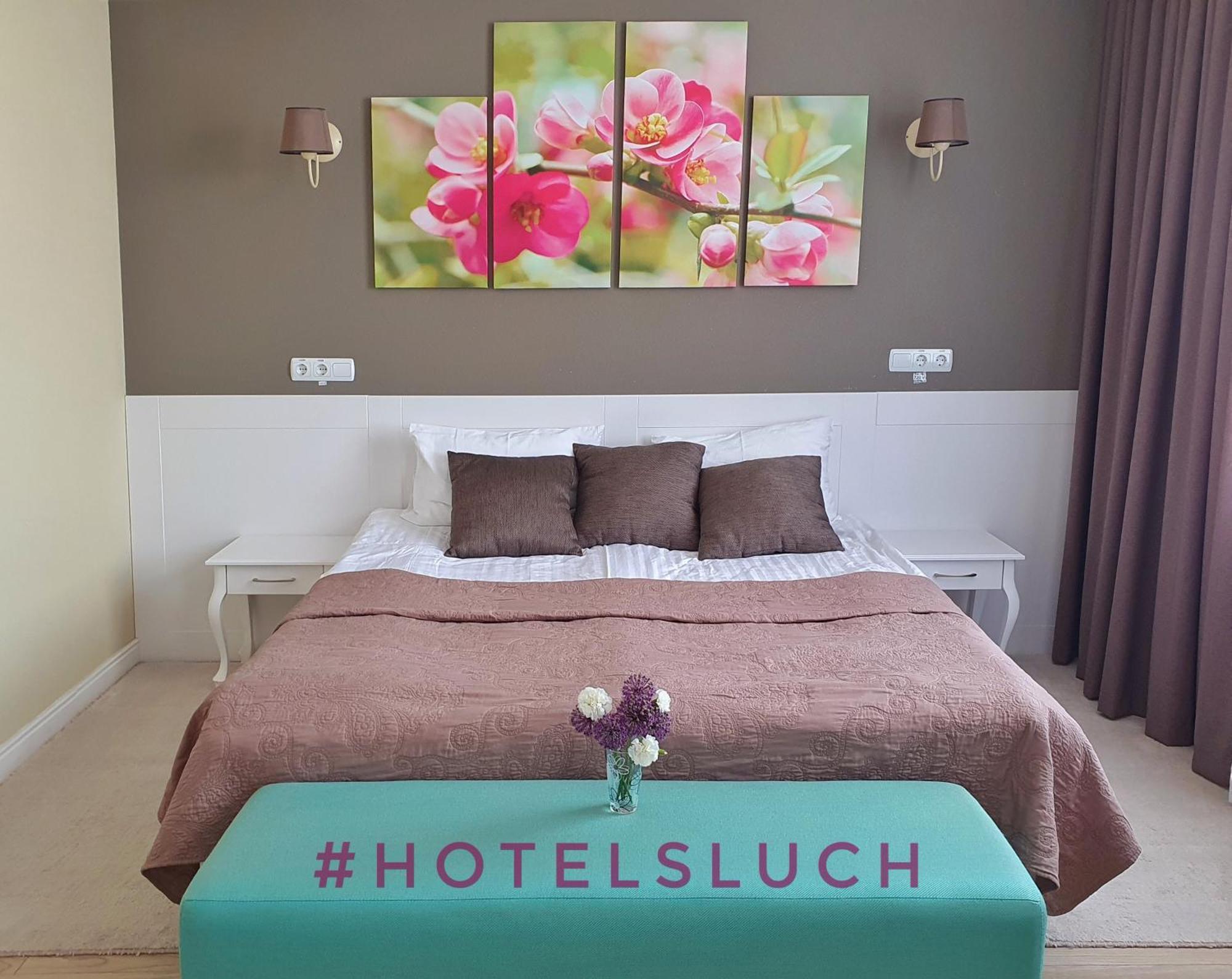 Hotel Sluch Starokostyantyniv Zewnętrze zdjęcie